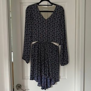 Amour Vert Blue & Red Floral Dress